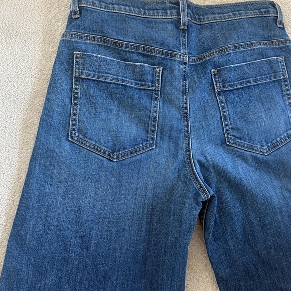 Nili Lotan Tribeca Barrel-Leg Jeans in Classic Wash - Picture 10 of 11